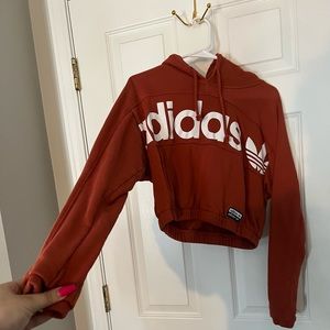 Cropped Adidas Sweater